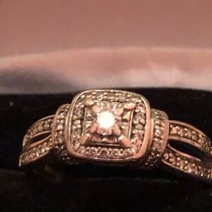 Vintage-Inspired sterling silver  Diamond Halo Engagement Ring